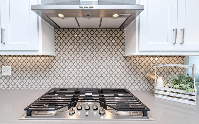 Essential Features to Consider When Buying an Oven