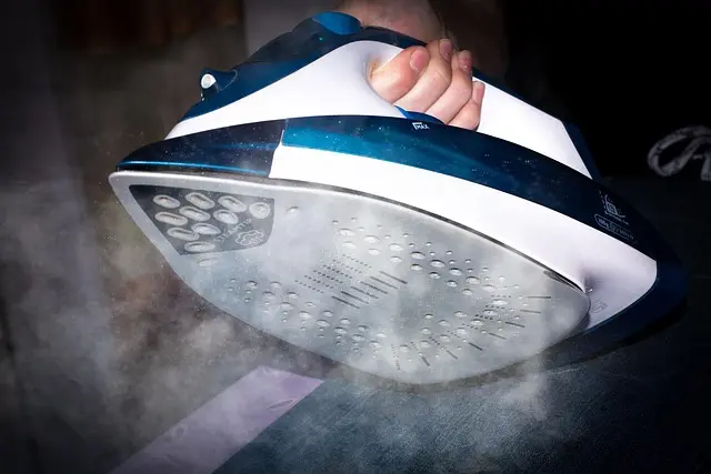 Common Steam Iron Shopping Mistakes to Avoid